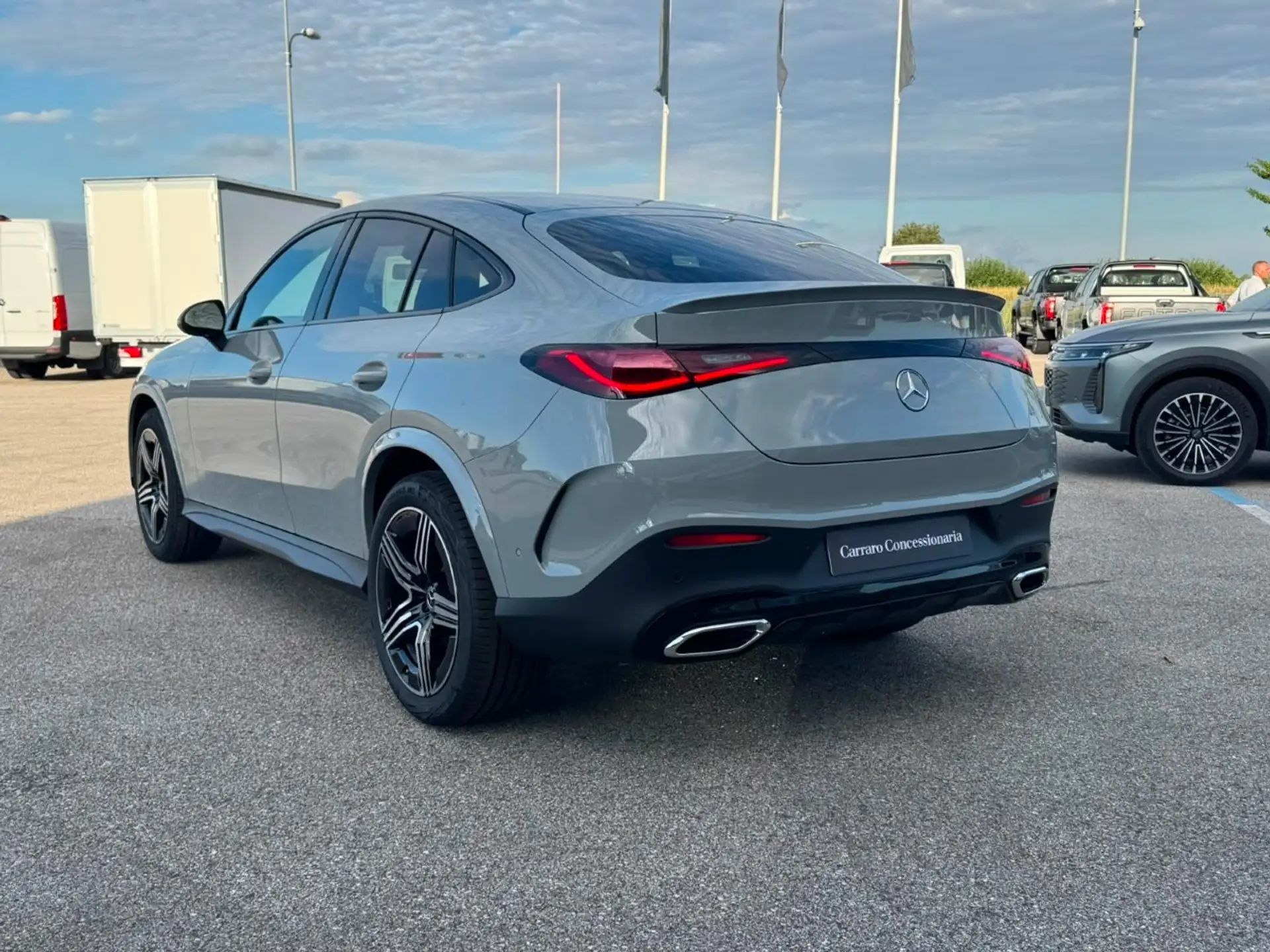 벤츠 Mercedes-Benz GLC 2026 회색 사진 5