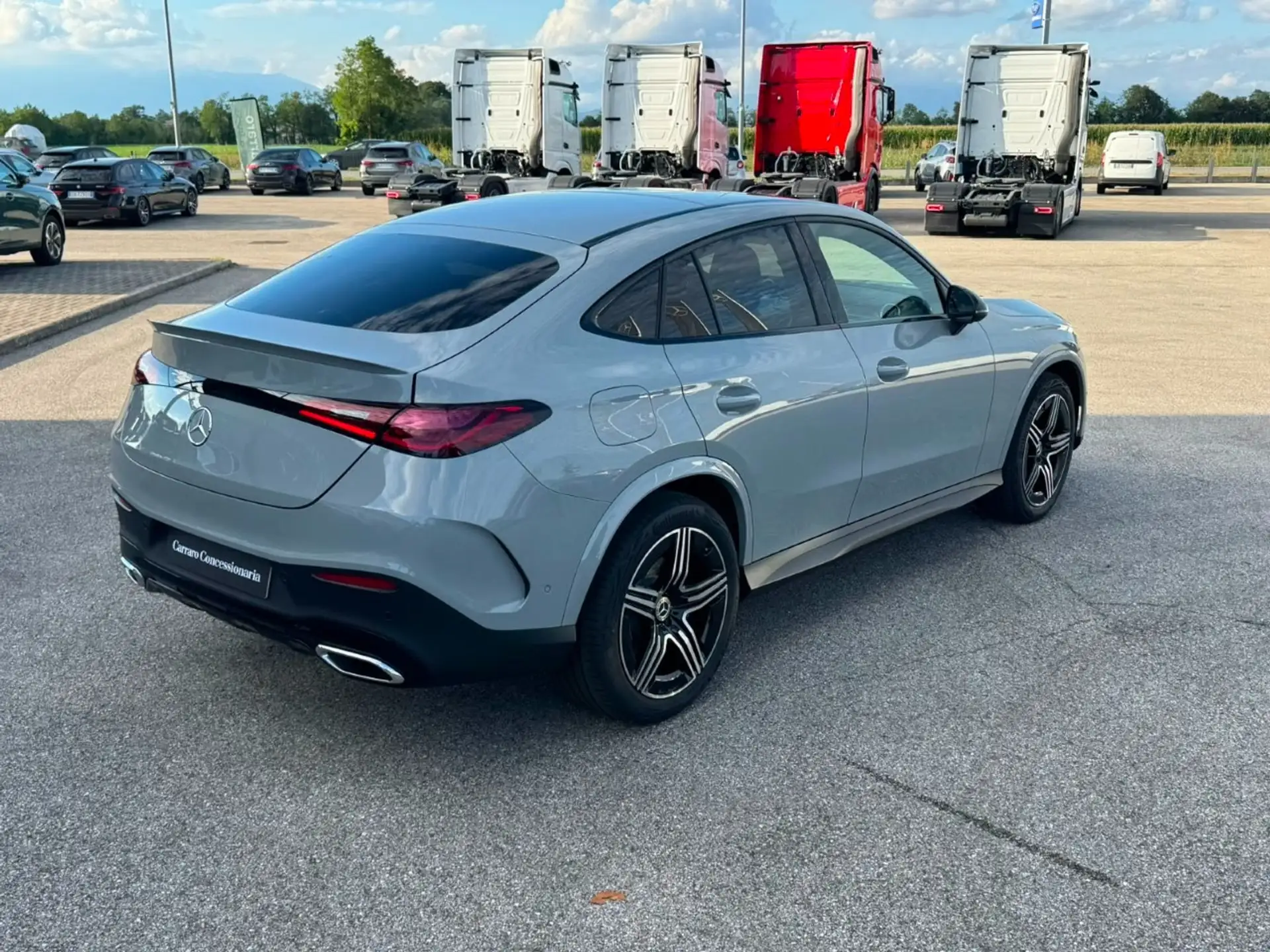 벤츠 Mercedes-Benz GLC 2026 회색 사진 3