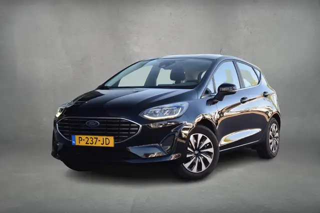 Ford Fiesta view 2