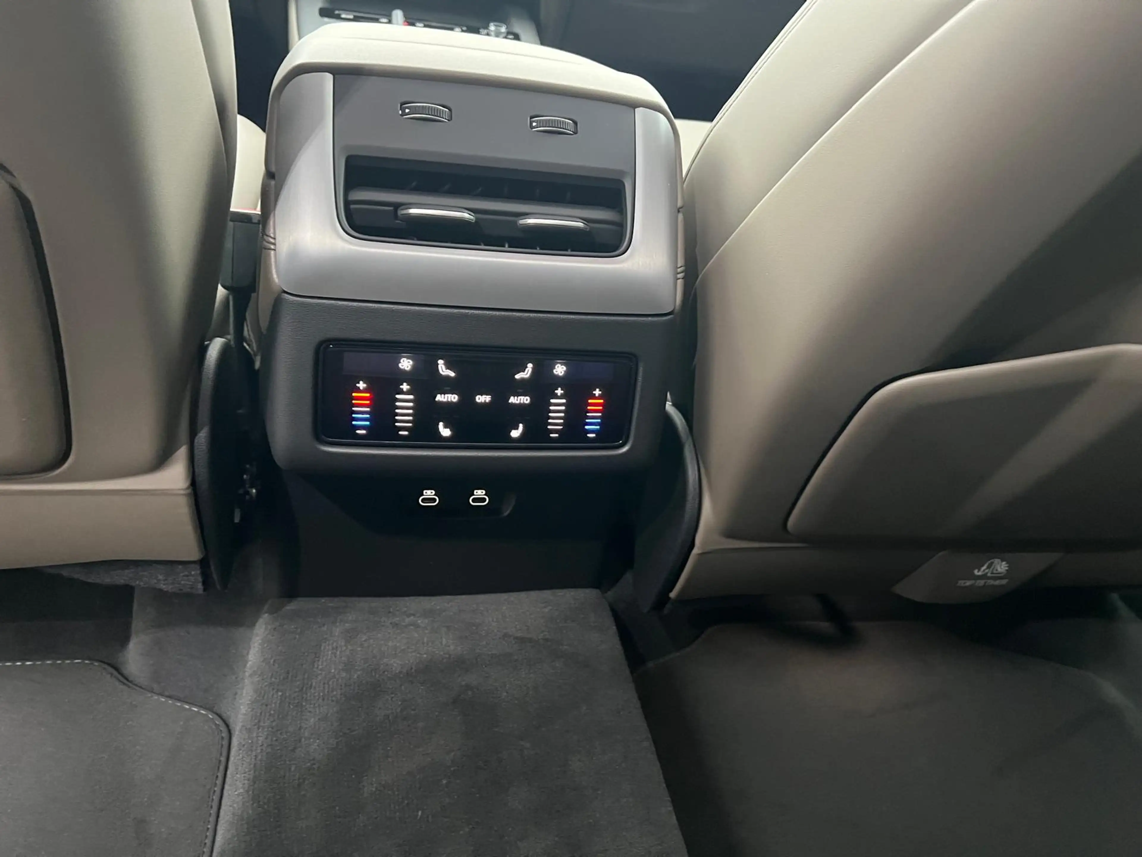 Audi Q7 Q7 LP: *126K* PANO/MASSAGE/23"/LUFT/360° — photo 14