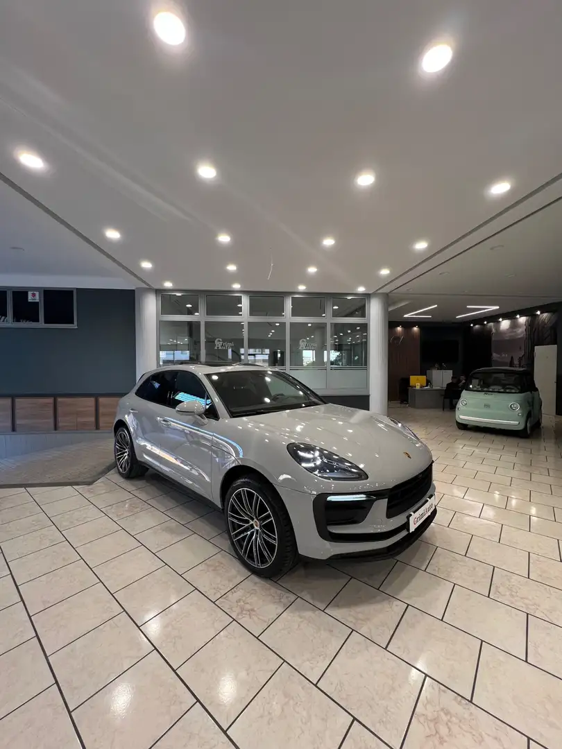 Porsche Macan 2.0 T Gris - 1