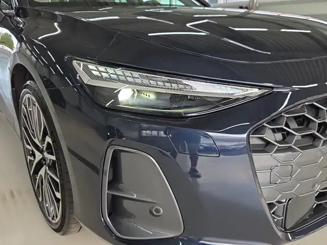 Audi A6 Limousine quattro TDI 150 kW Ansicht 12