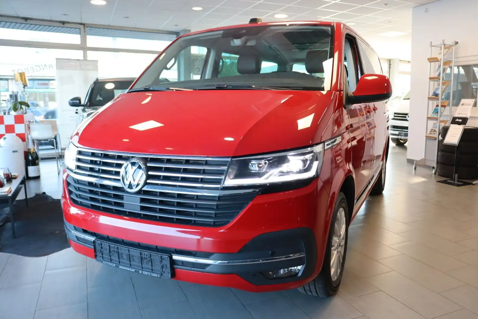 Volkswagen T6 Multivan Generation Six 7-Sitzer/Autom./Leder Rot - 2
