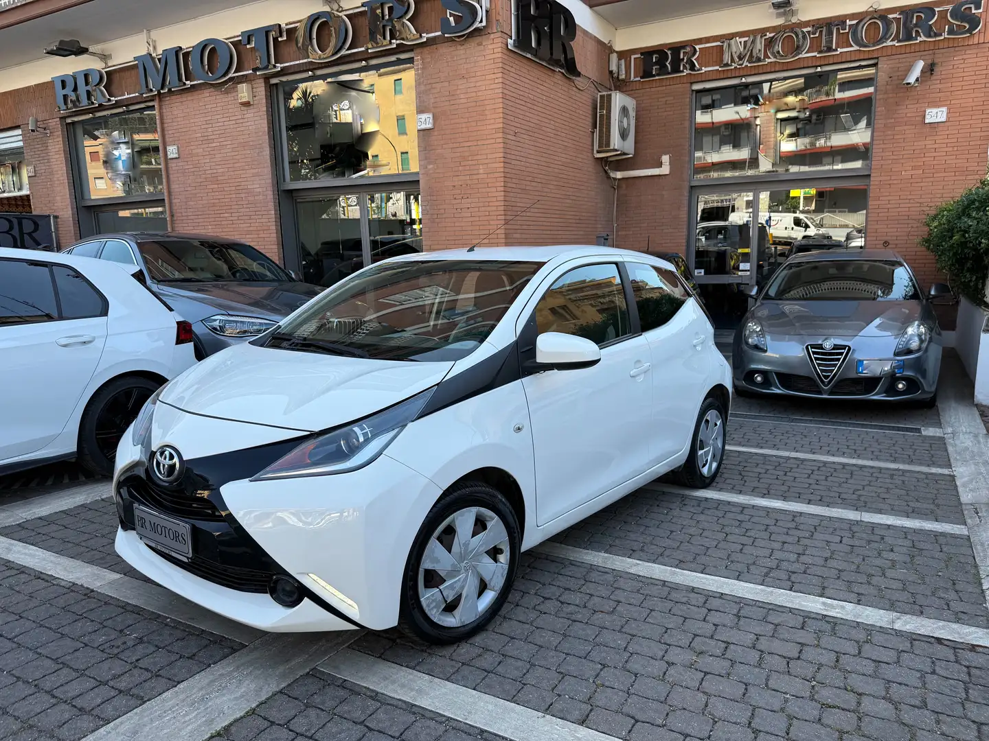 Toyota Aygo 5p X-play m-mt - SOLO 55.205Km - UNIPRO’ Bianco - 1