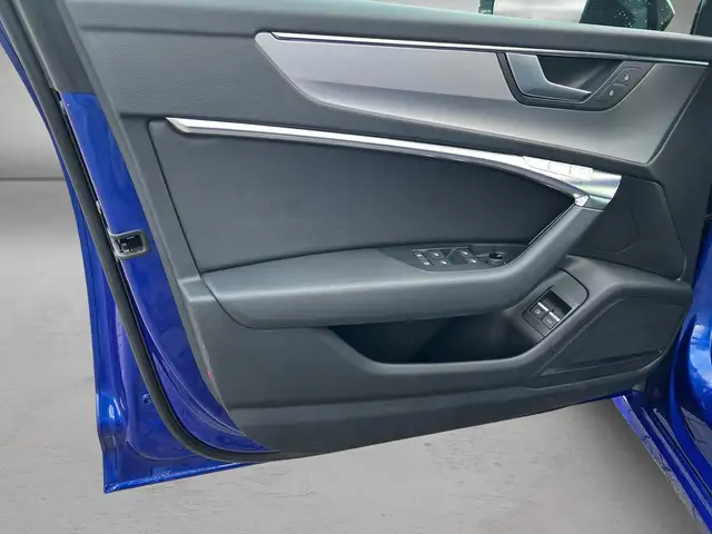 Audi A6 view 7