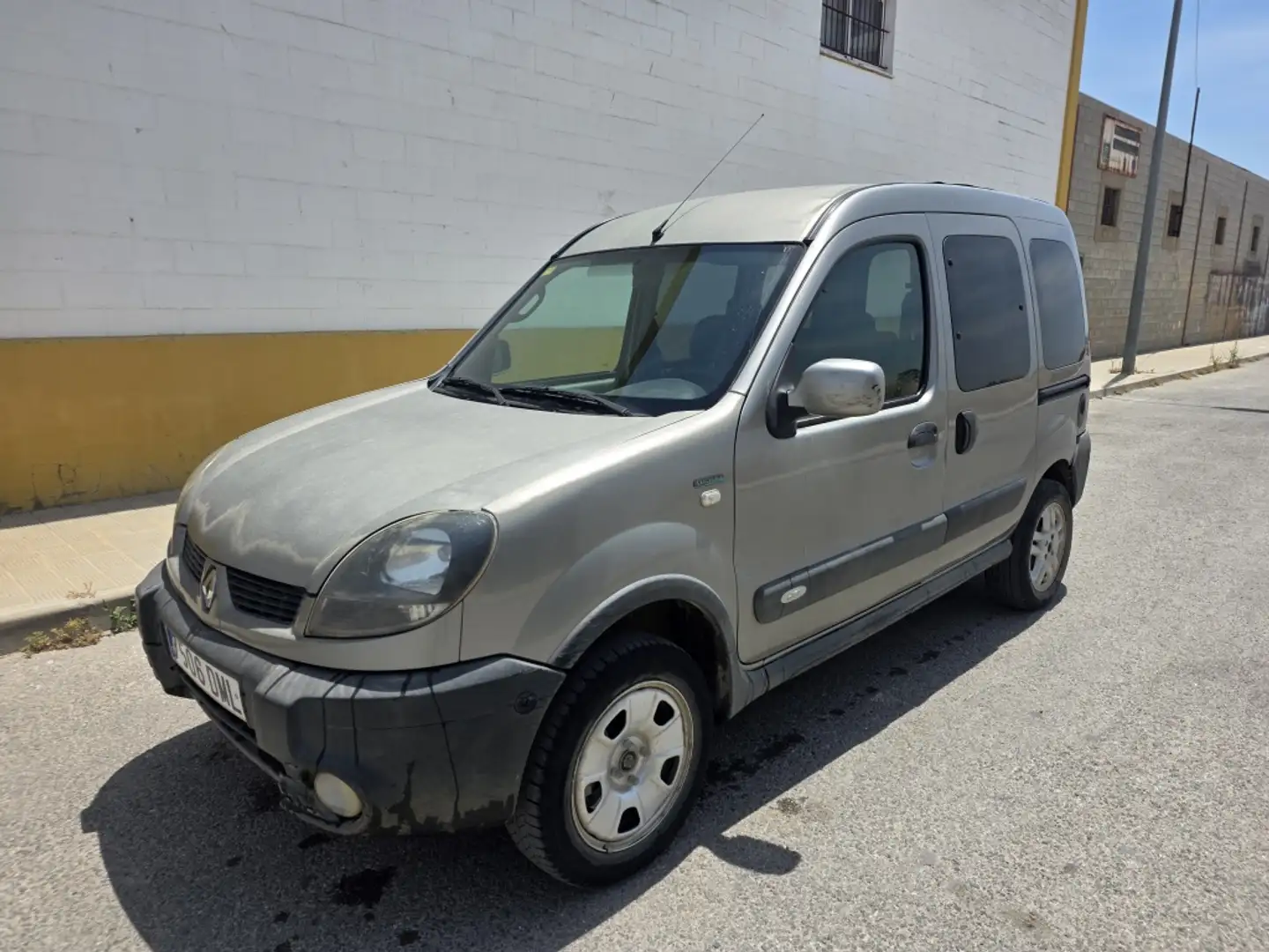 Renault Kangoo 1.9DCI Extreme 4x4 Gris - 1