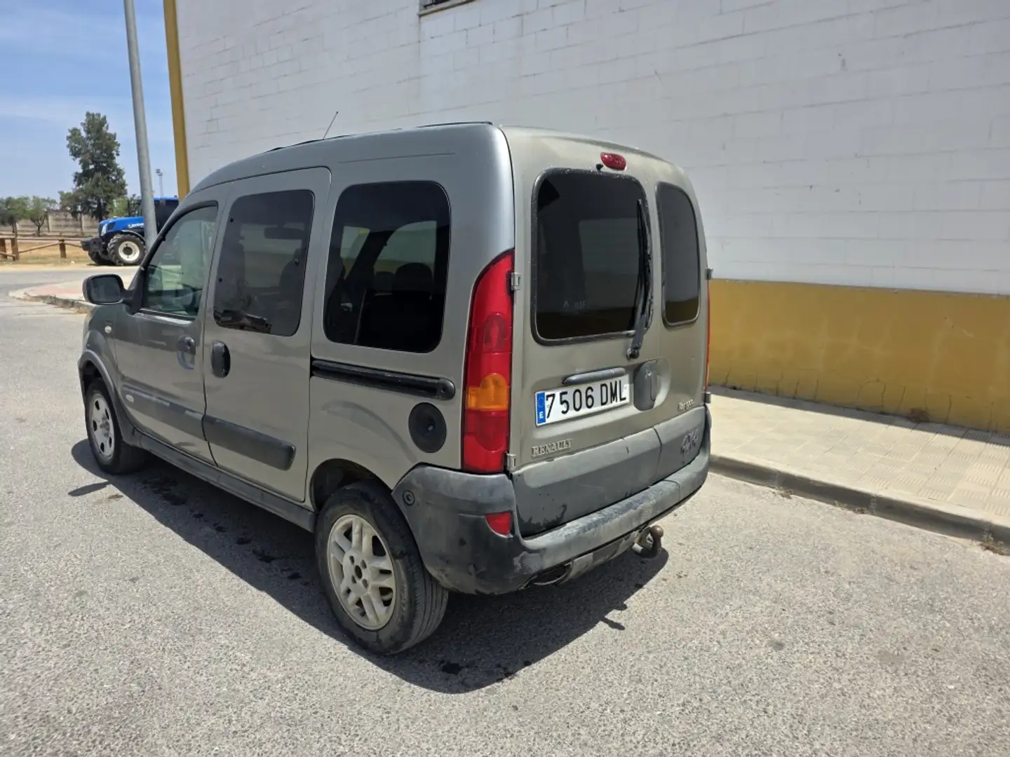 Renault Kangoo 1.9DCI Extreme 4x4 Gris - 2