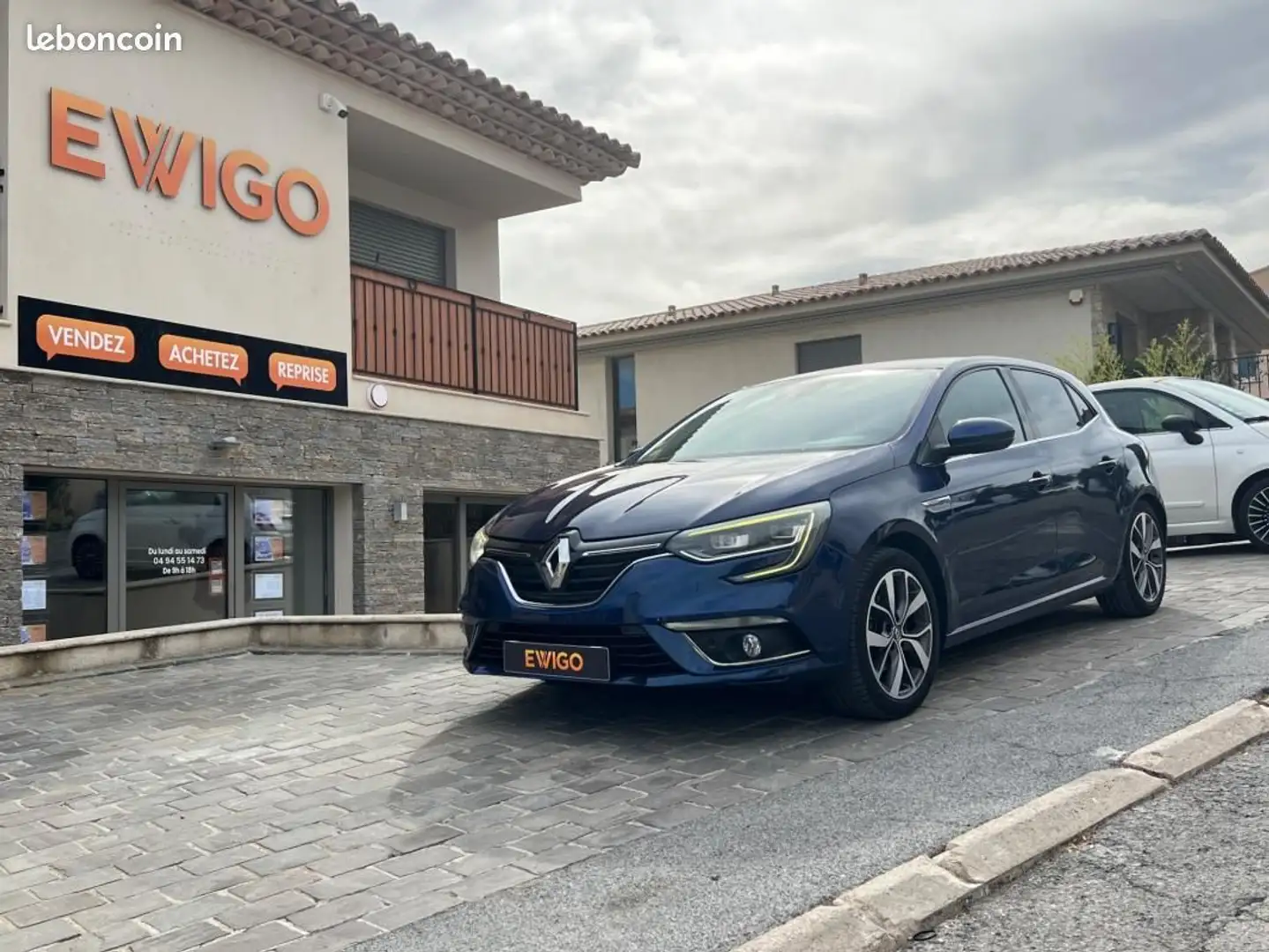 Renault Megane Mégane 1.5 DCI 110 ENERGY INTENS ENTRETIEN CAMERA RADARS REGULATEUR-LIMITEUR BLUETOOTH - 1