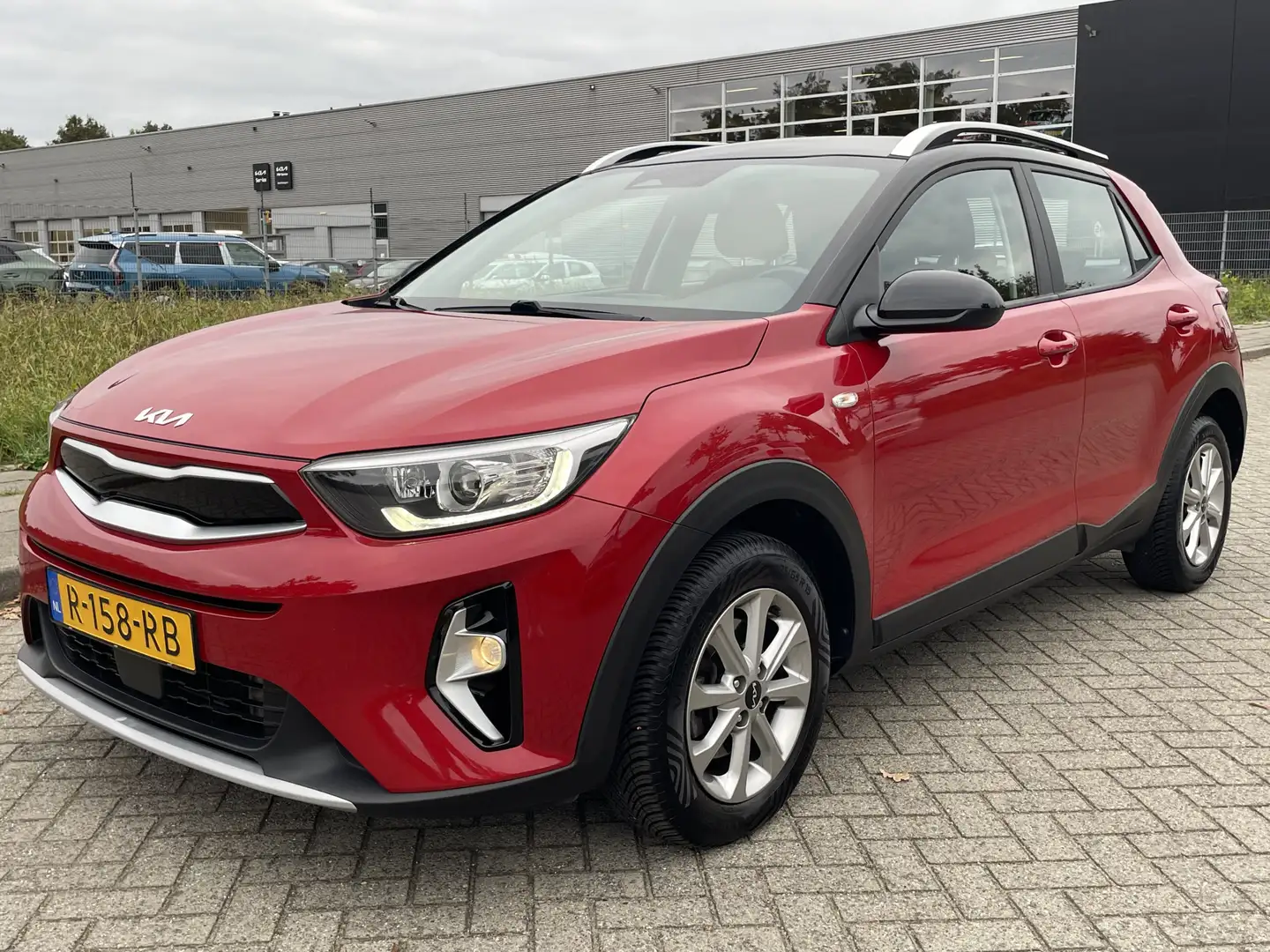 Kia Stonic 1.0 T-GDi MHEV DynamicLine | Achteruitrijcamera | Rouge - 2
