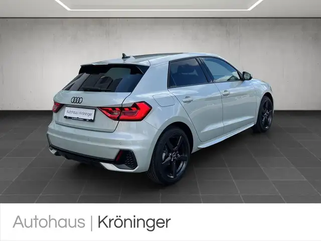 Audi A1 view 2