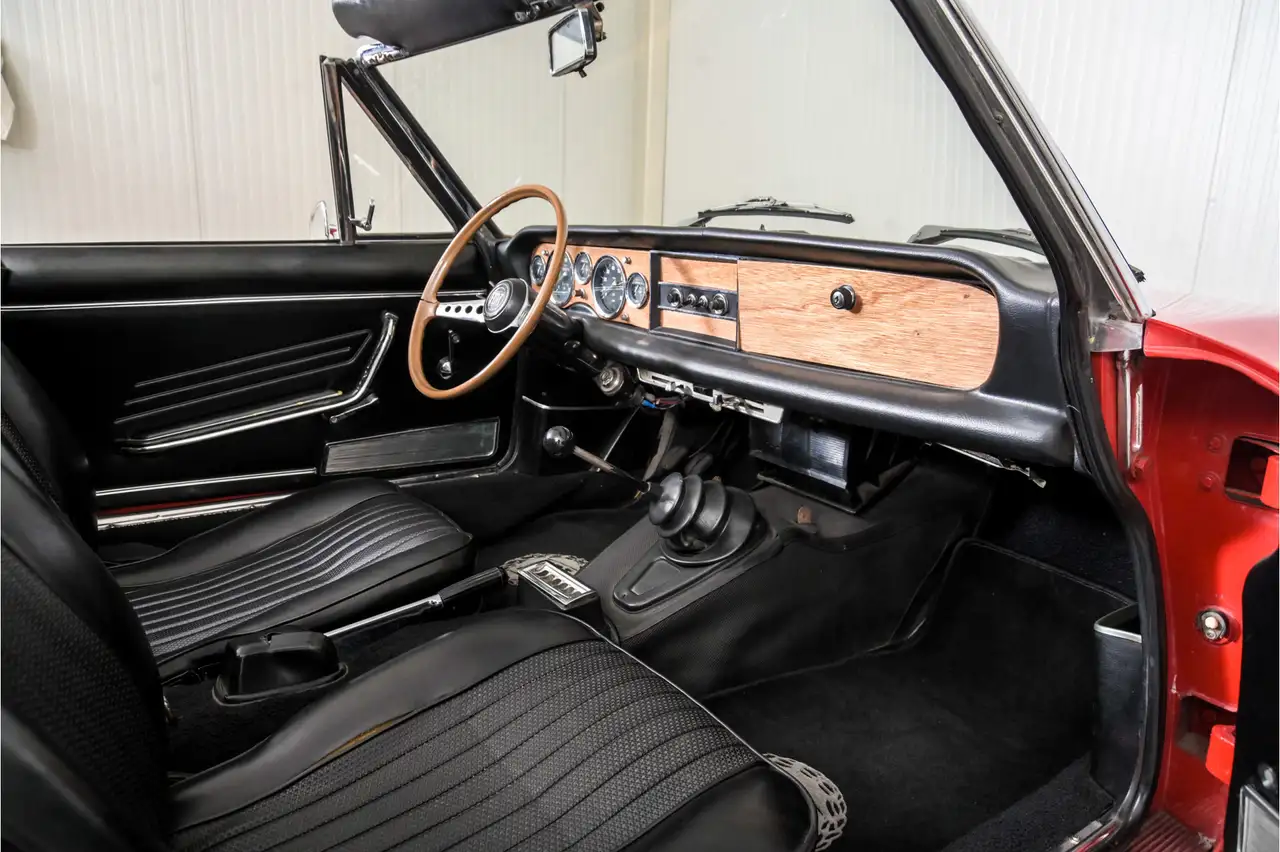 Fiat 124 Spider, foto 12