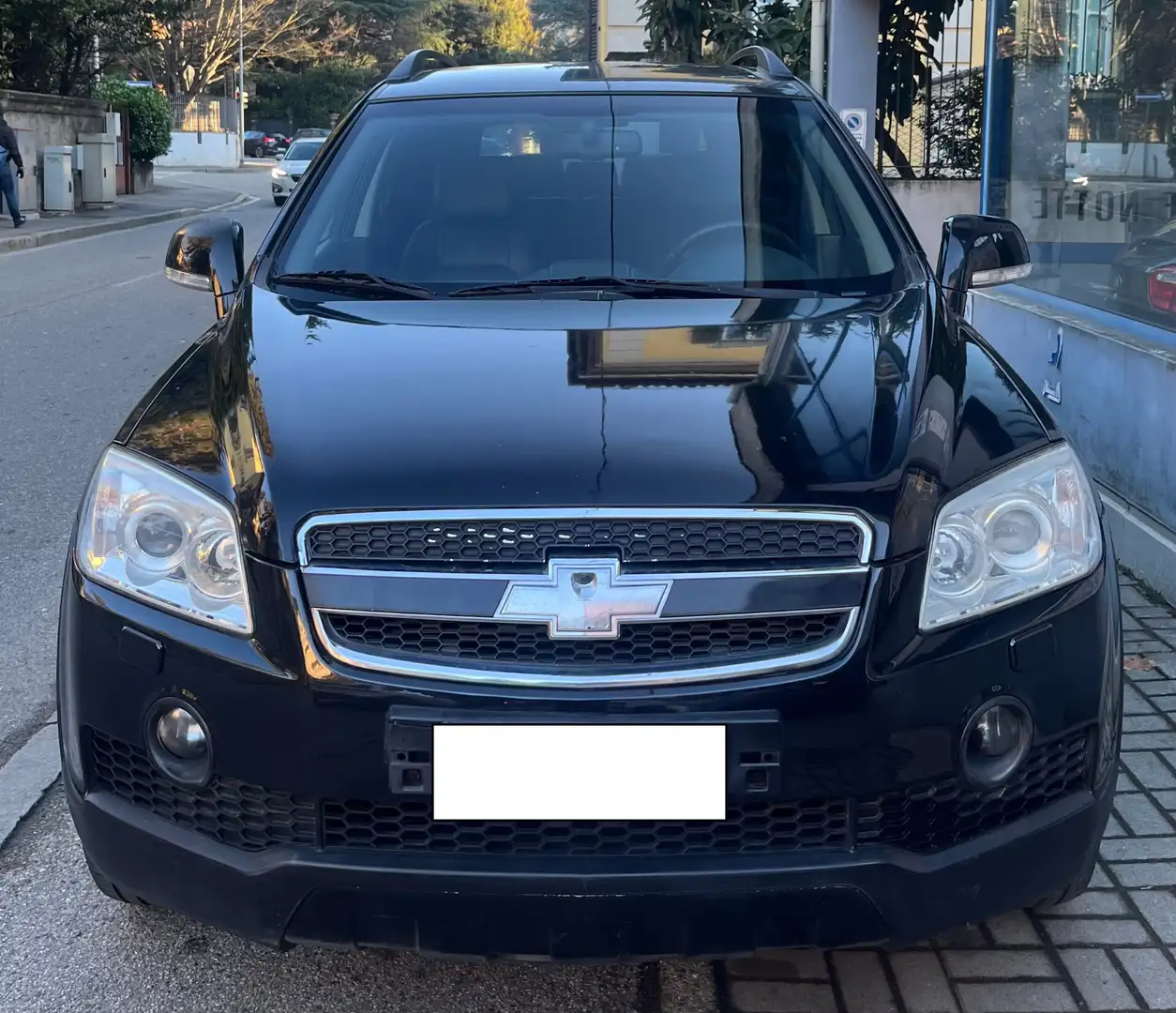 Chevrolet Captiva 2.0 VCDi LTX Schwarz - 2