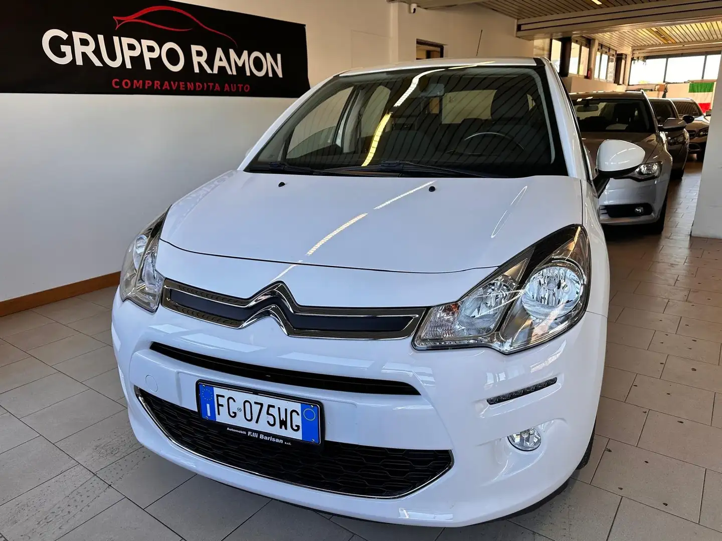 Citroen C3 C3 II 2009 1.2 puretech Exclusive 82cv E6 Blanco - 2