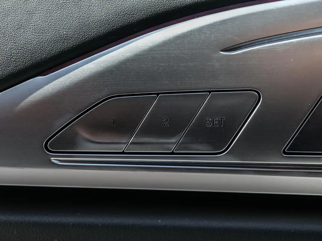 BMW 8 Series снимка BMW 8 Series