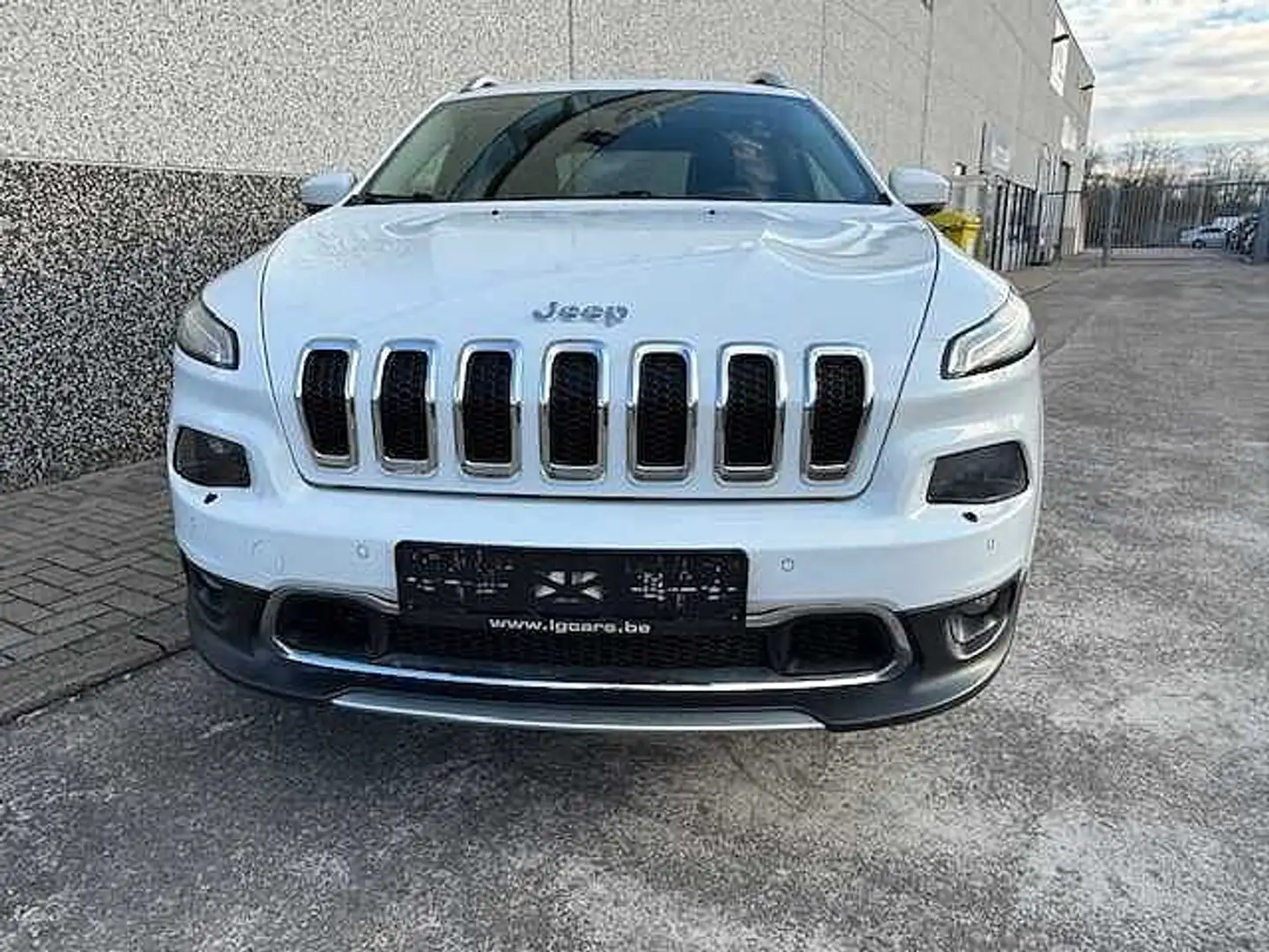 Jeep Cherokee DIESEL 2.0 MJD 4WD Limited Blanc - 2