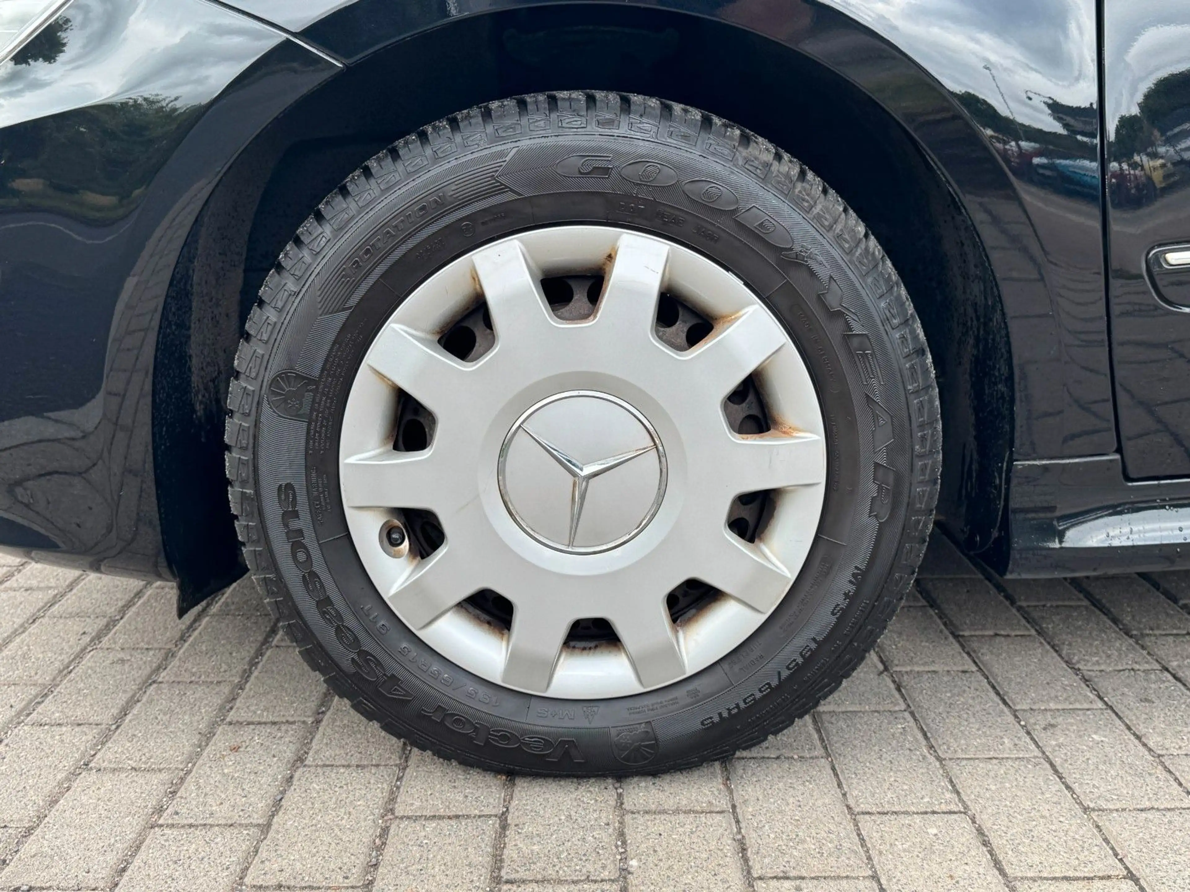 Mercedes-Benz B 160 B160*Klima*Allwetter*E-Paket*TÜV NEU* — photo 9