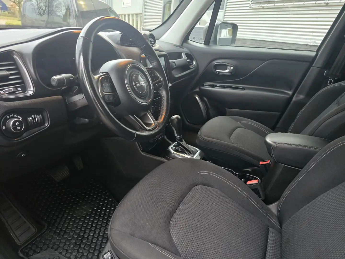 Jeep Renegade BTW AUTO 4xe 190 plug-in Hybrid Electric Limited B Grijs - 2