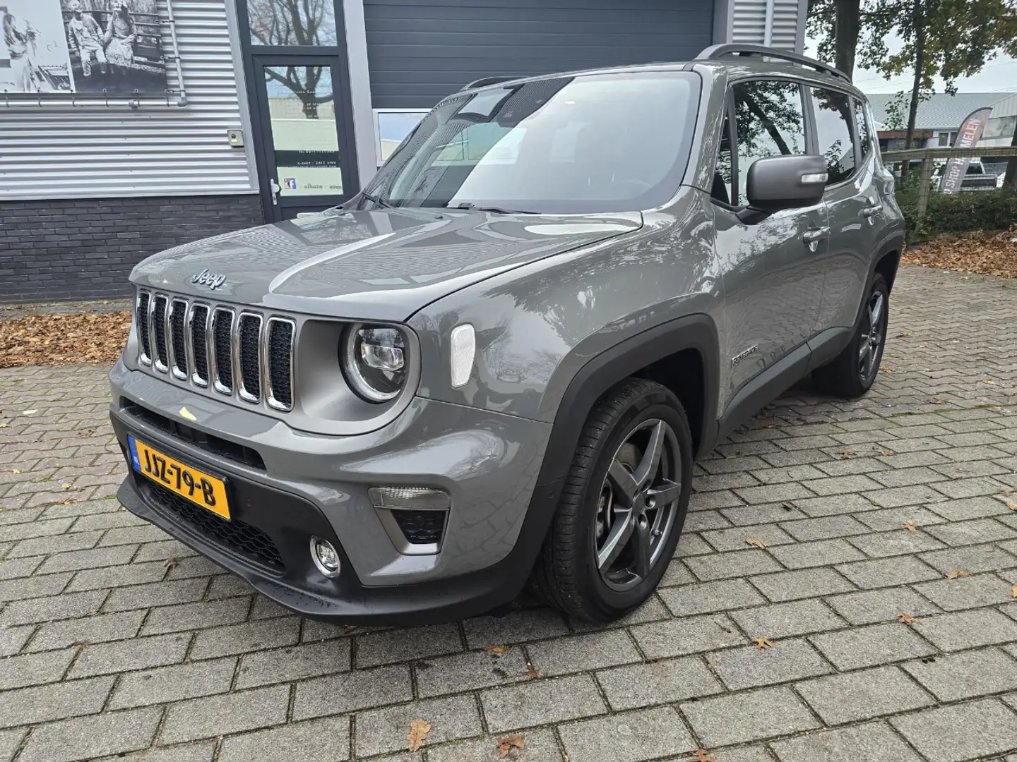 Jeep Renegade BTW AUTO 4xe 190 plug-in Hybrid Electric Limited B Grijs - 1