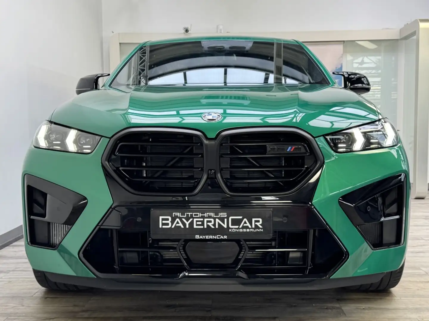 BMW X6 M Competition Sky B&W ACC Massage 360° LED+ Grün - 2