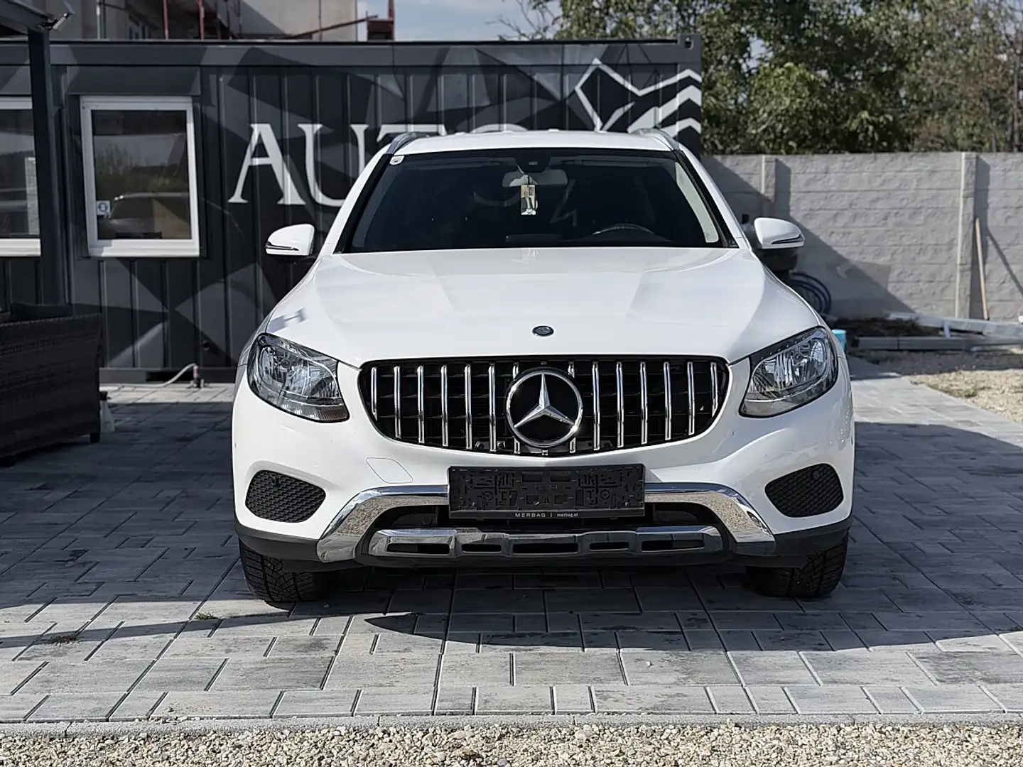 Mercedes-Benz GLC 220 d 4MATIC Aut. Weiß - 2