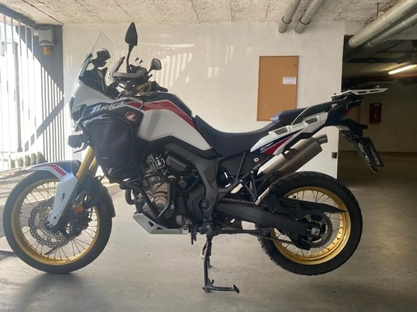 Honda CRF 1000 L Africa Twin Biały - 2