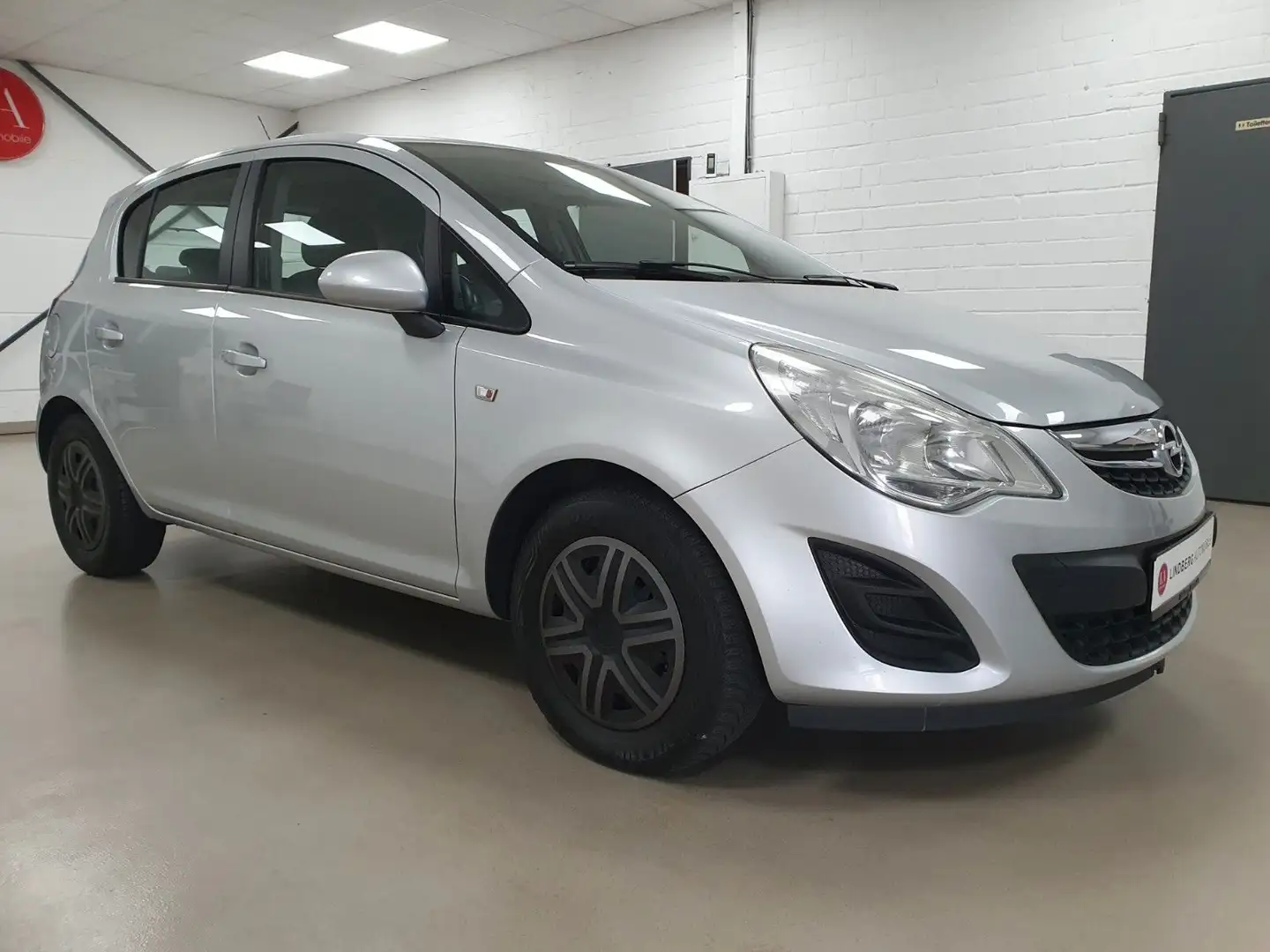 Opel Corsa D Edition Silber - 2