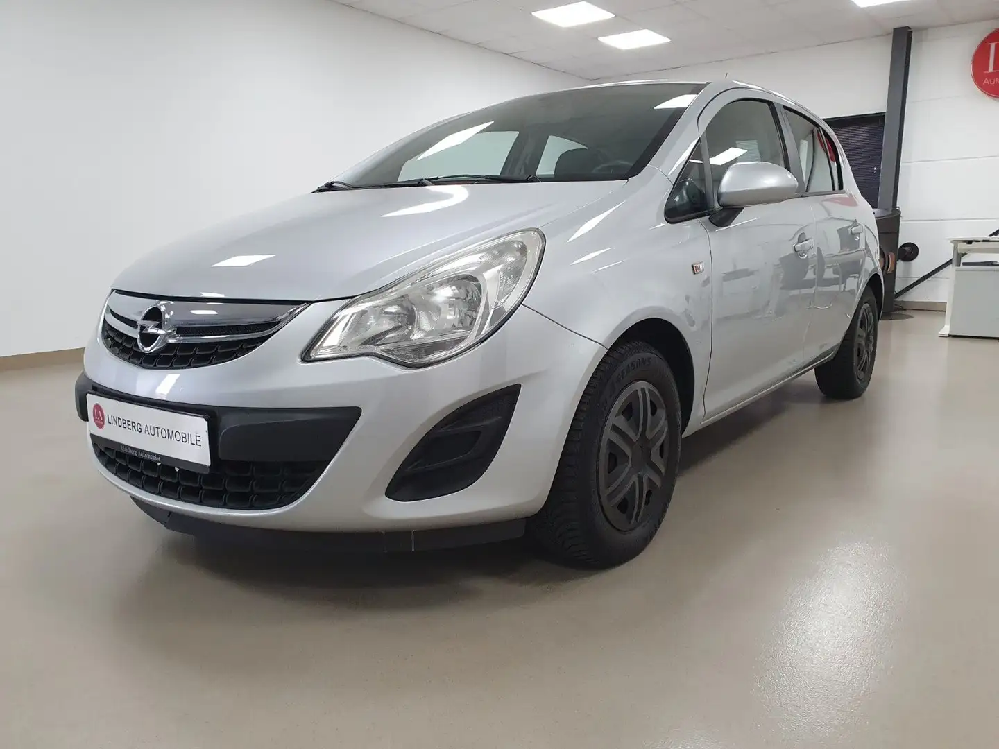 Opel Corsa D Edition Silber - 1