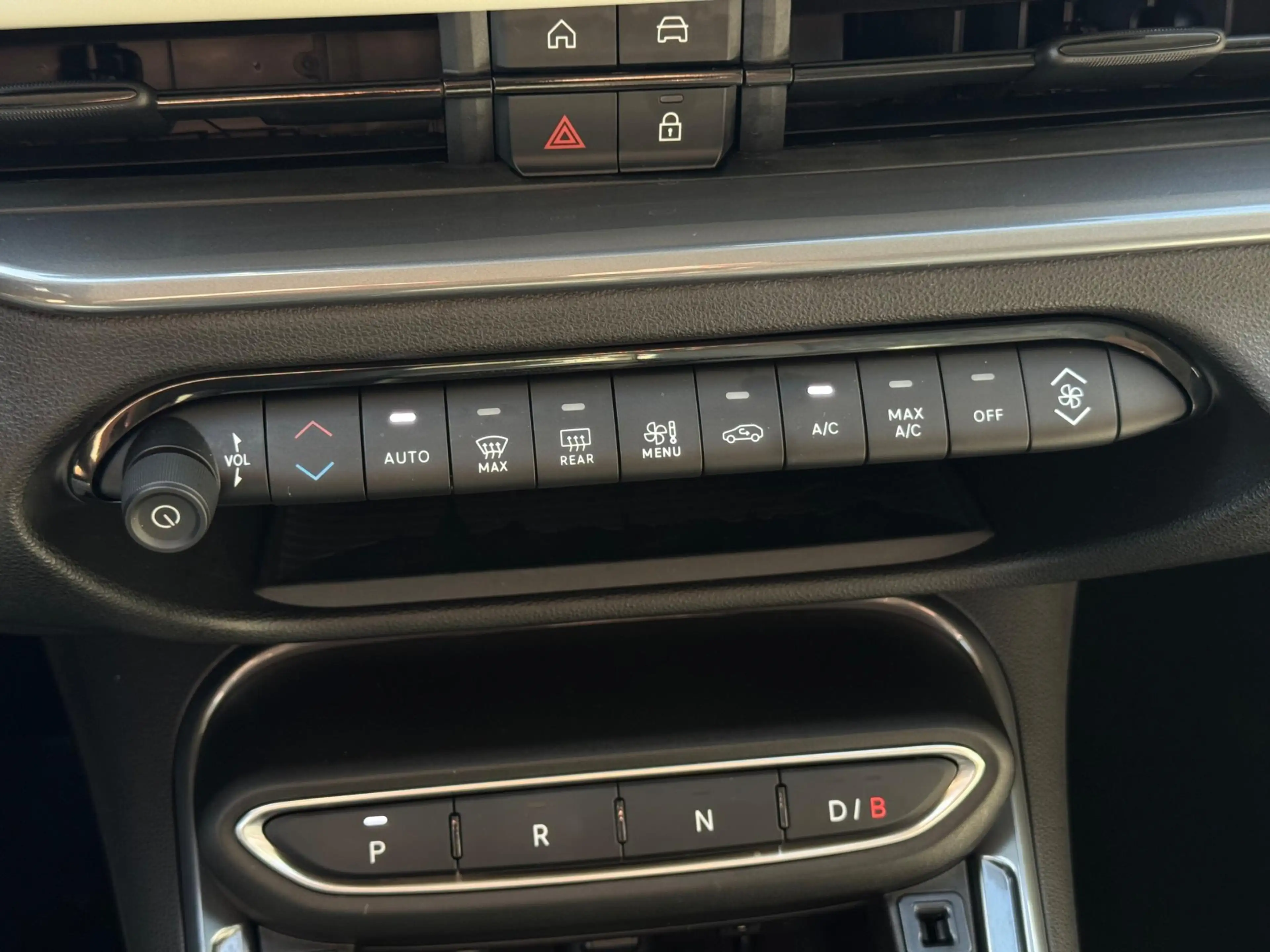 Fiat 600e La Prima 54 kWh | Lederen bekleding | Elektrische — photo 21