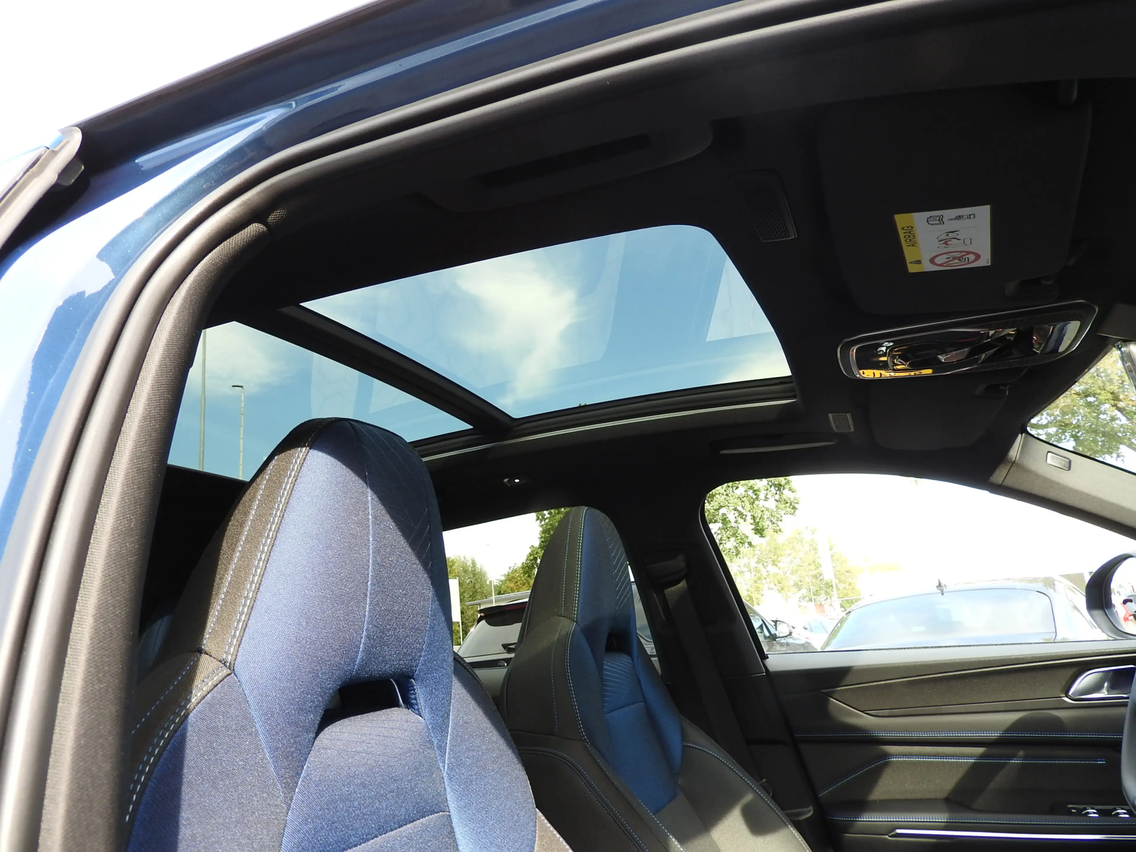 Lynk & Co 01 1.5 PHEV, Panoramadak, 360 Camera, Stuurverw, 20 I — photo 13
