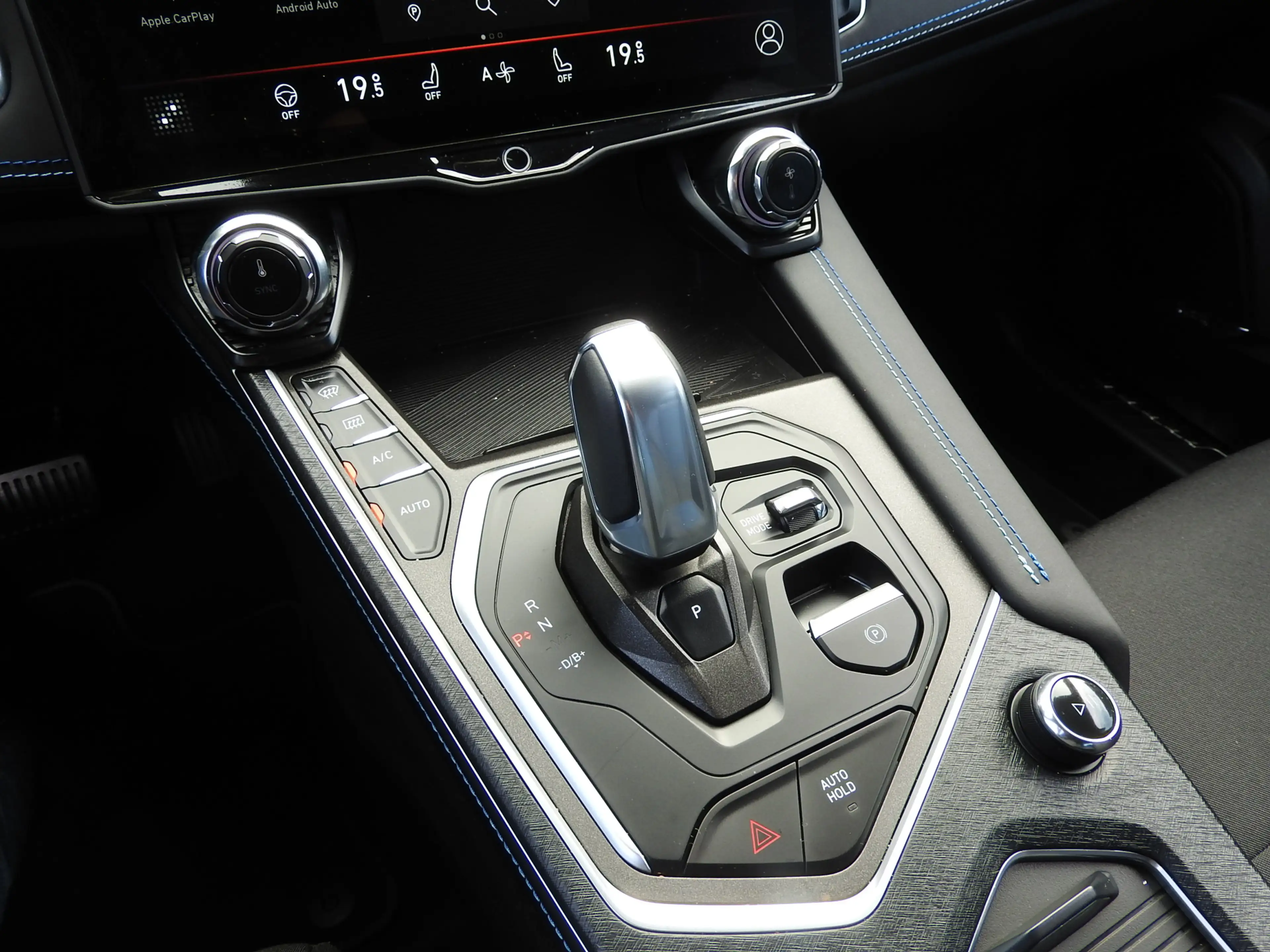 Lynk & Co 01 1.5 PHEV, Panoramadak, 360 Camera, Stuurverw, 20 I — photo 12