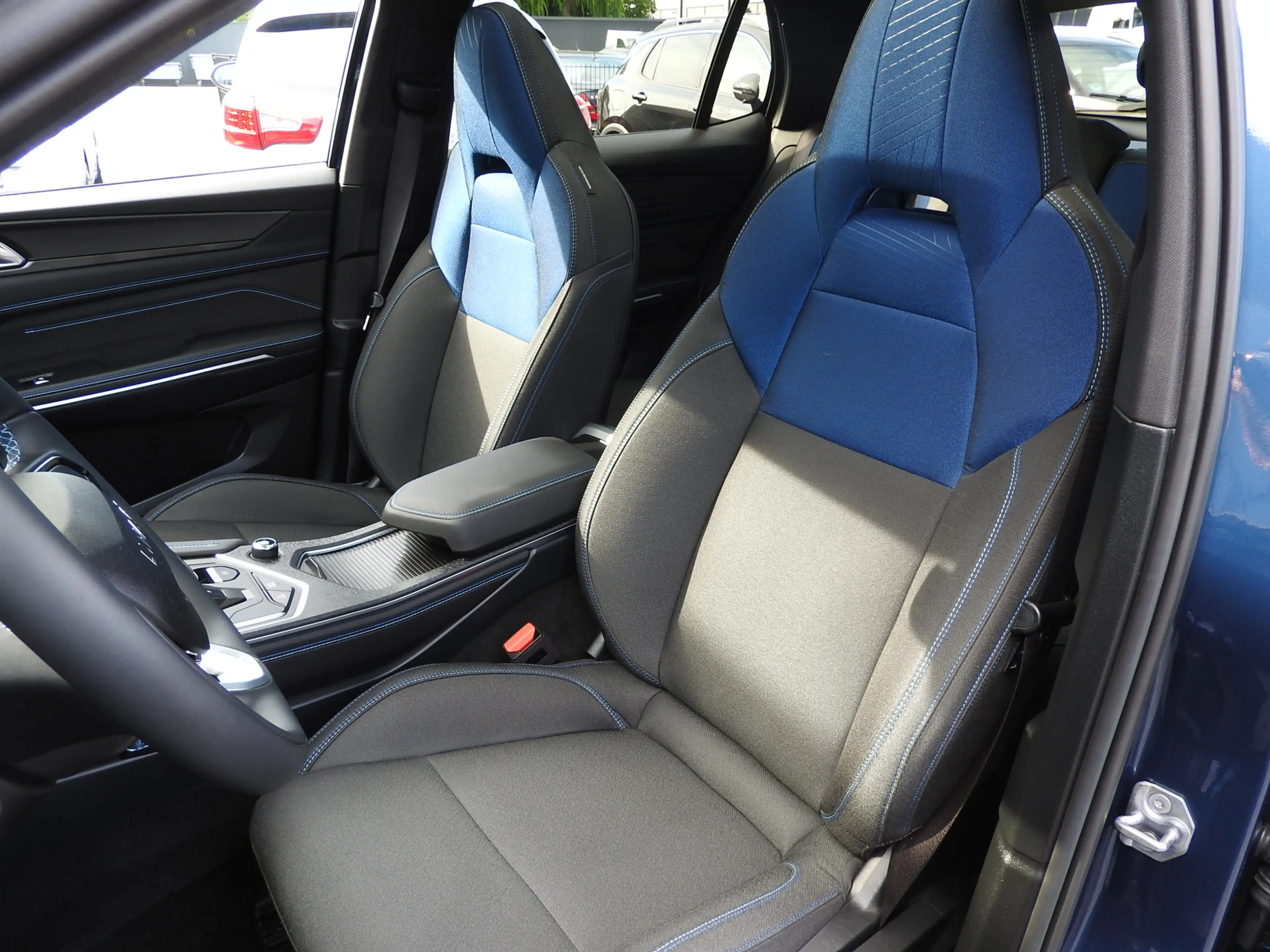 Lynk & Co 01 1.5 PHEV, Panoramadak, 360 Camera, Stuurverw, 20 I — photo 10