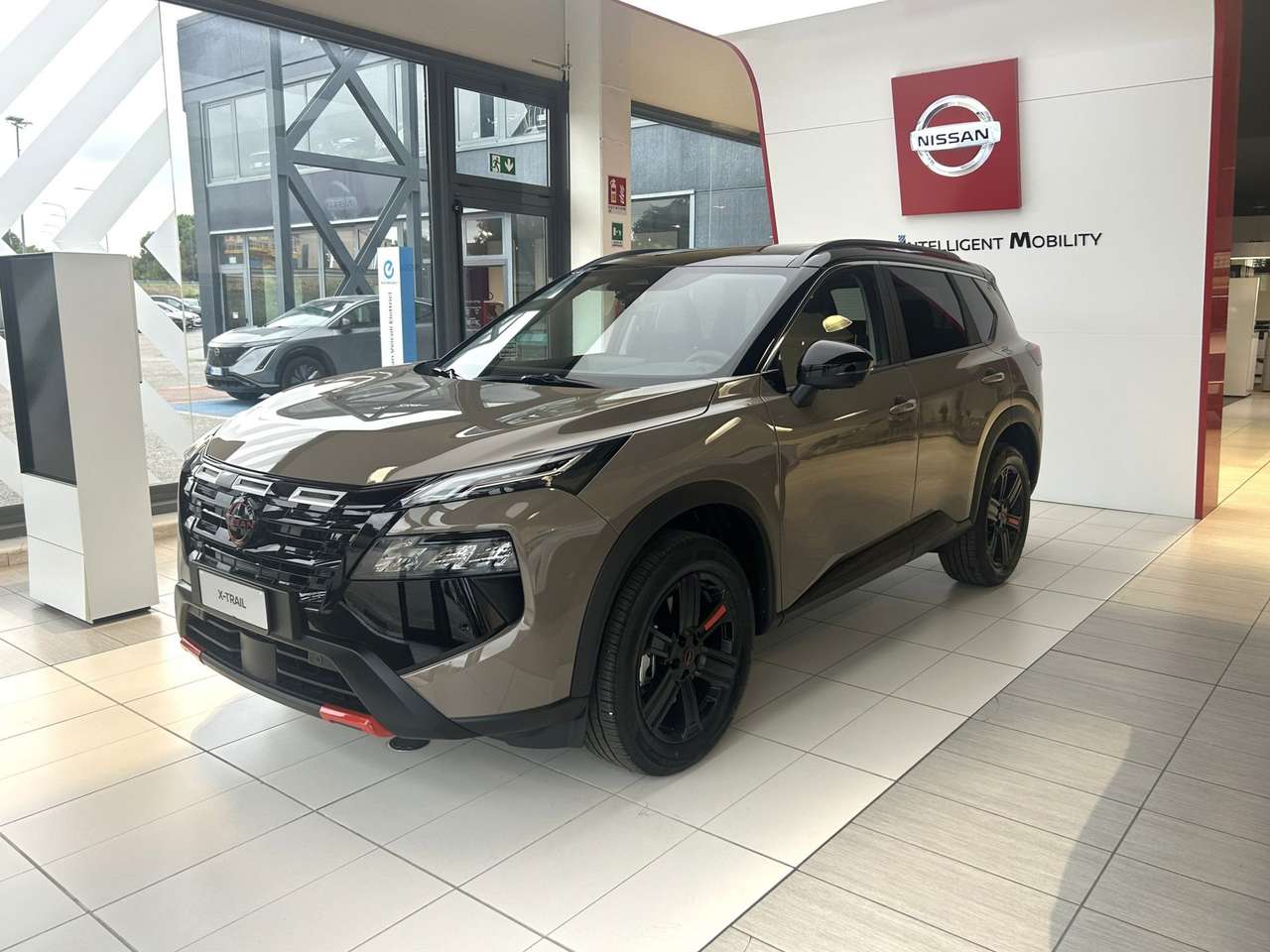 Nissan X-Trail 1.5 HEV e-4orce N-Trek Auto Nuova