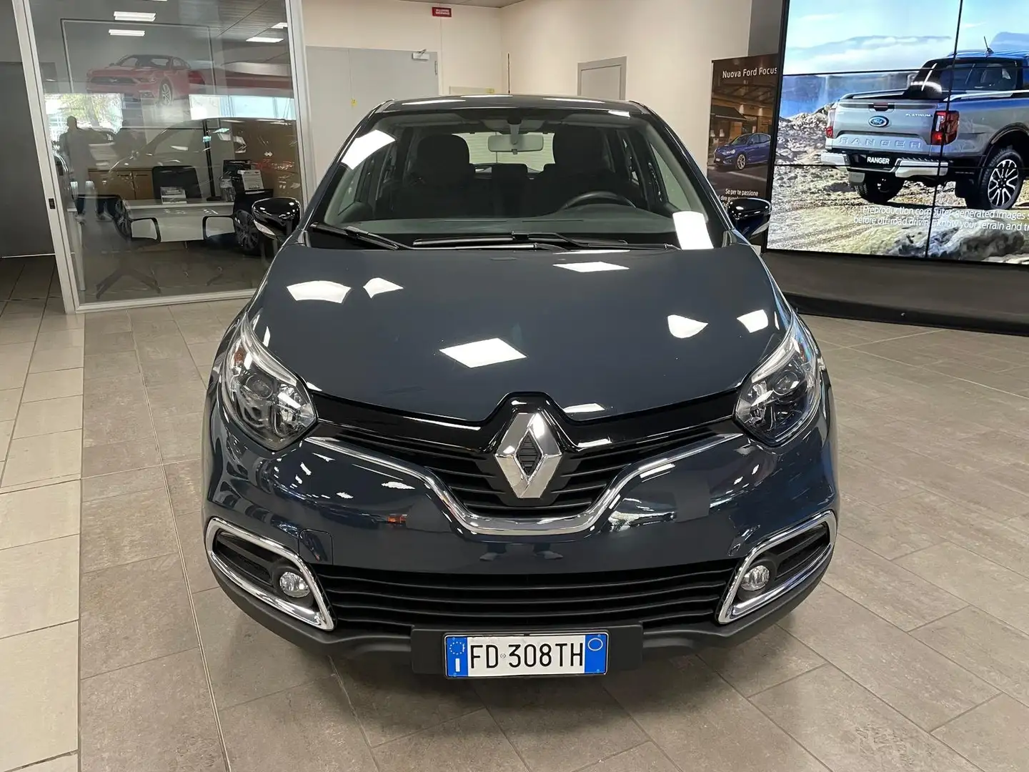 Renault Captur 900  benzina  90cv.  Zen  , Km 58.000 CERTIFICATI Grigio - 2