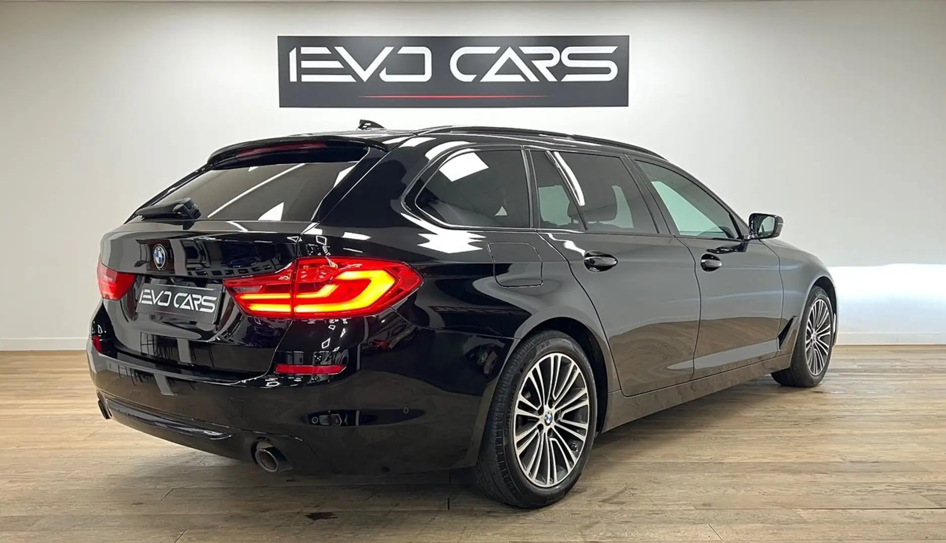 BMW 530 Touring G31 530iA xDrive 252 ch Business / Full LED / Tête Haute / Caméra / CarPlay Schwarz - 2