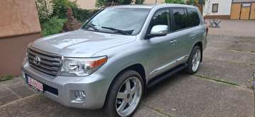 Land Cruiser V8 Diesel Automatik Executive 1.HAND!