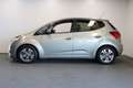 Kia Venga 1.6 CVVT DynamicLine Automaat Gris - thumbnail 2