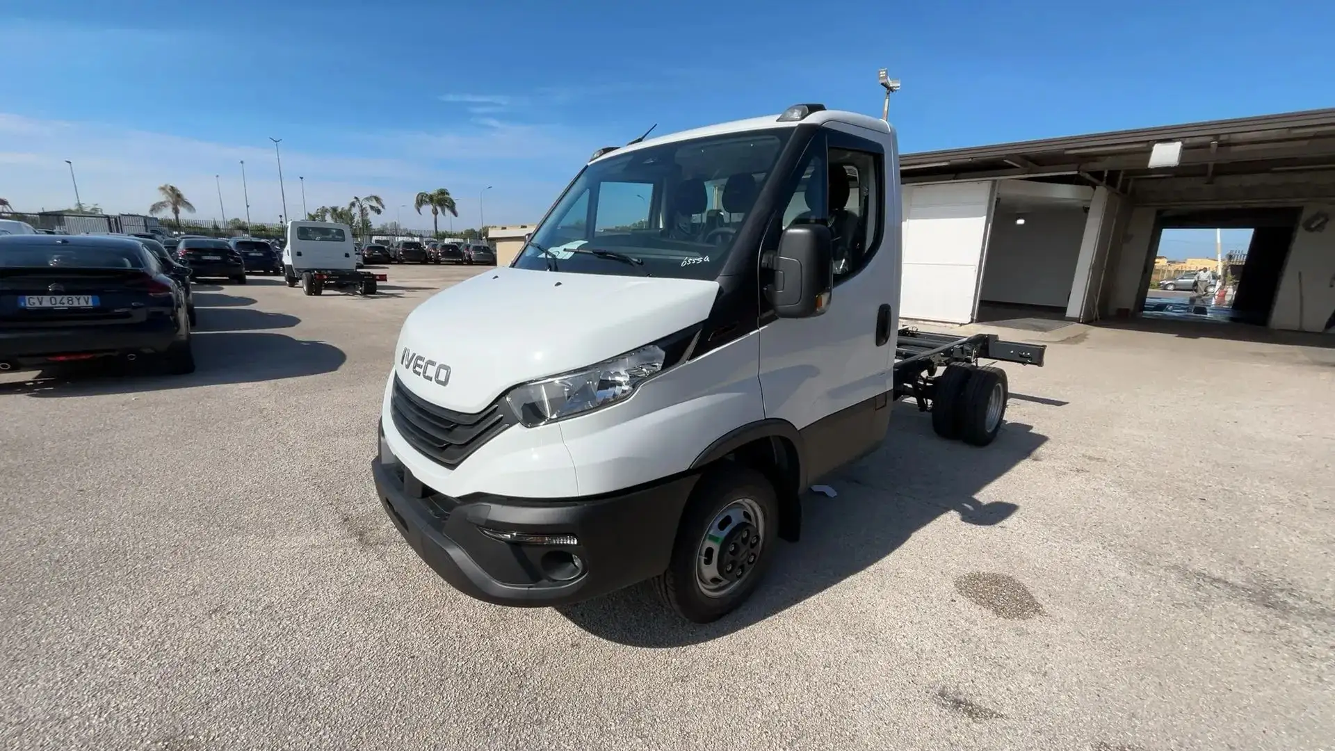 Iveco Daily DAILY 35C16H 3.0 3450mm R.Gemel. Chassis Bianco - 2