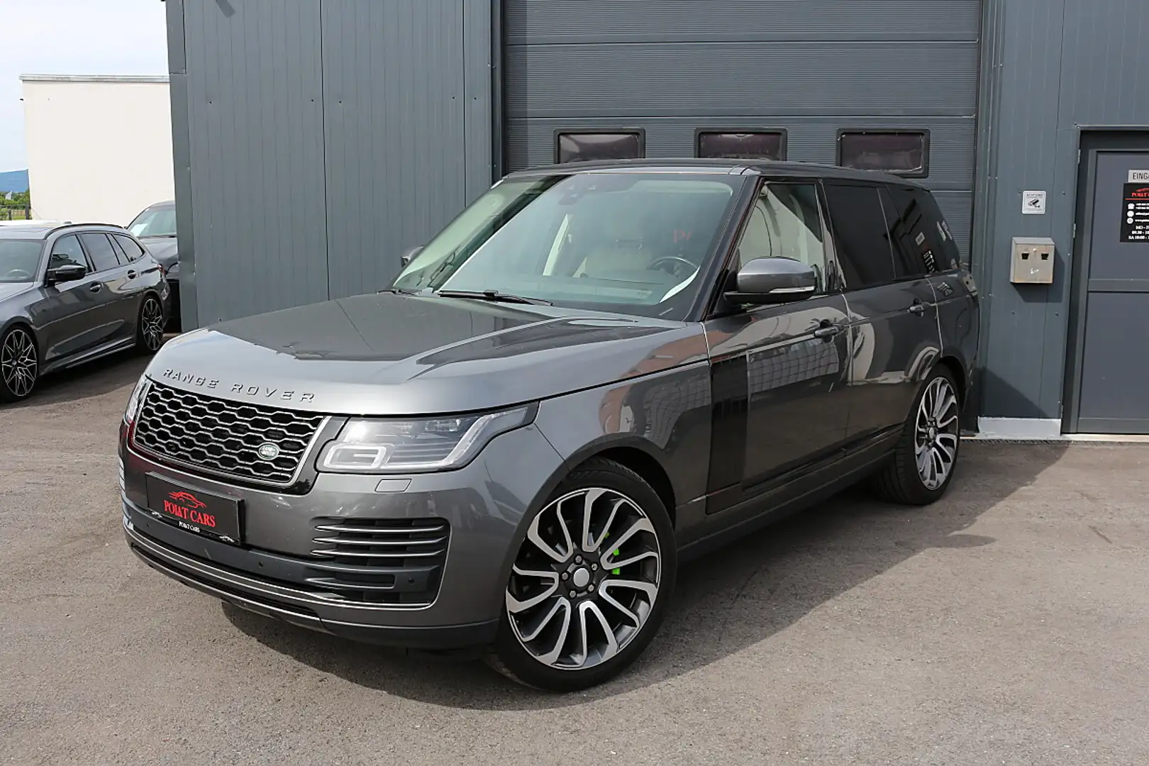 Land Rover Range Rover 3,0 TDV6 HSE Aut. Grau - 1