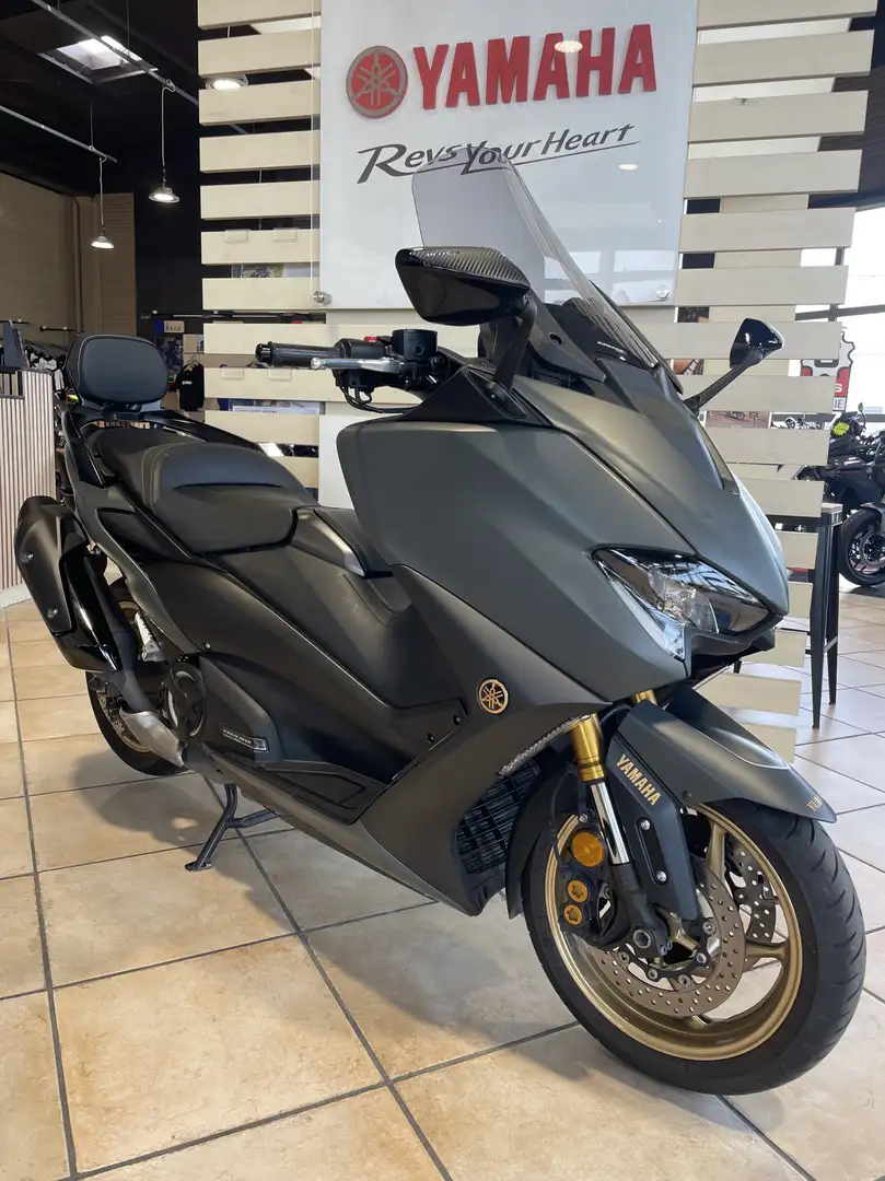 Yamaha TMAX 560 Gris - 1