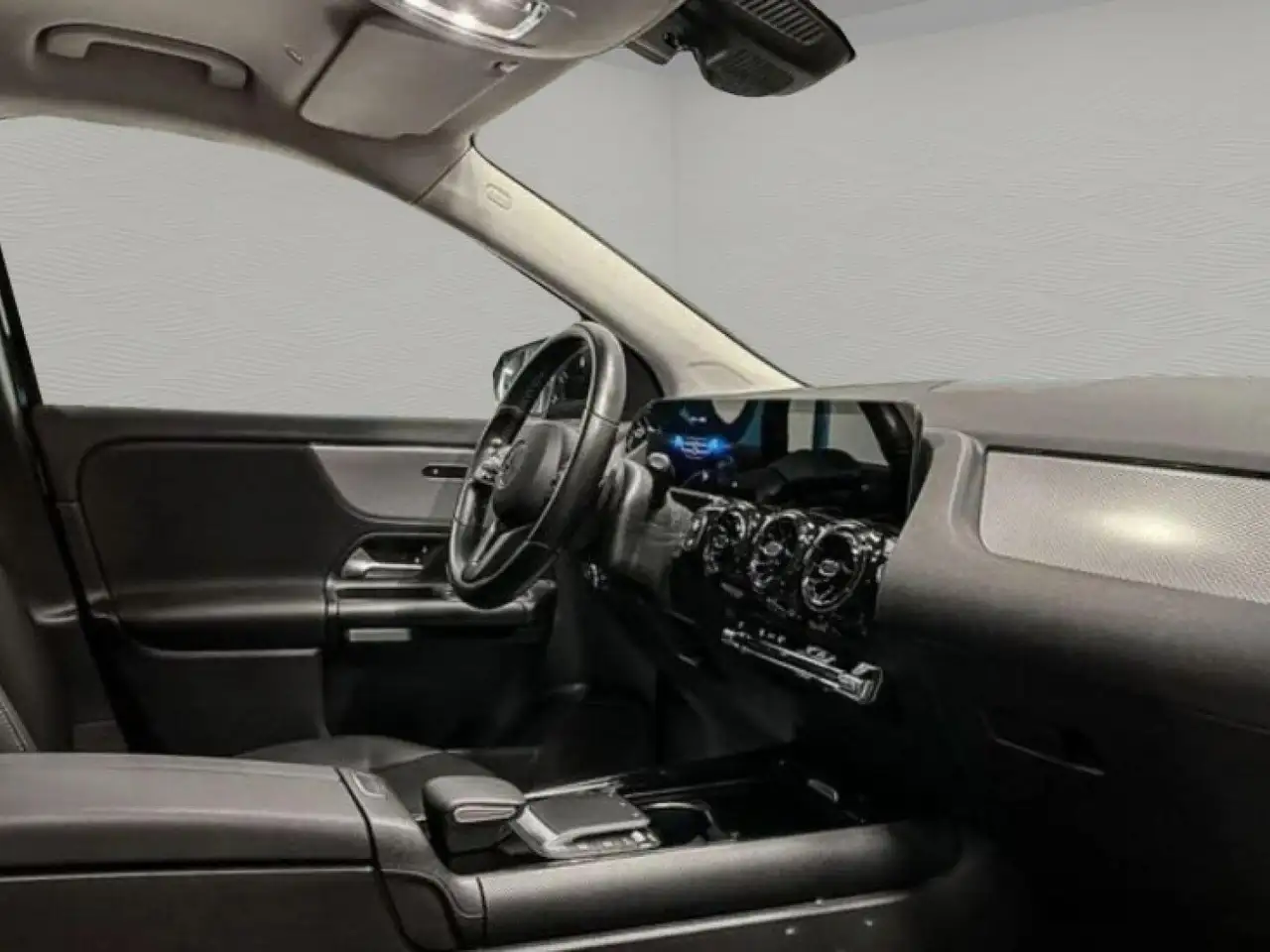 Mercedes-Benz GLA 180d*AUT*DAB-RADIO*CAMERA*ZETELVERW.*, миниатюра 8
