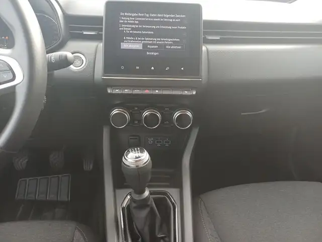 Renault Clio view 13