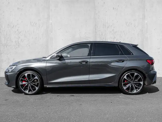 Audi S3 view 5