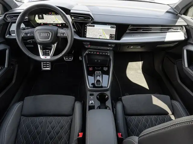 Audi S3 view 10