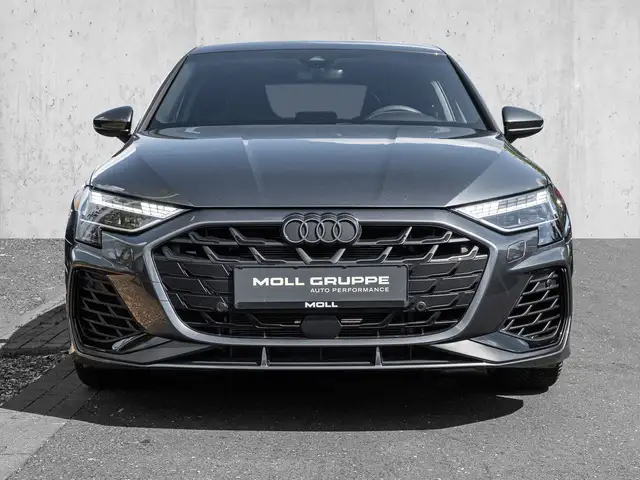 Audi S3 view 3