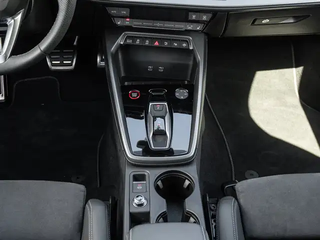 Audi S3 view 14