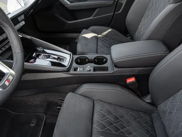 Audi S3 view 15