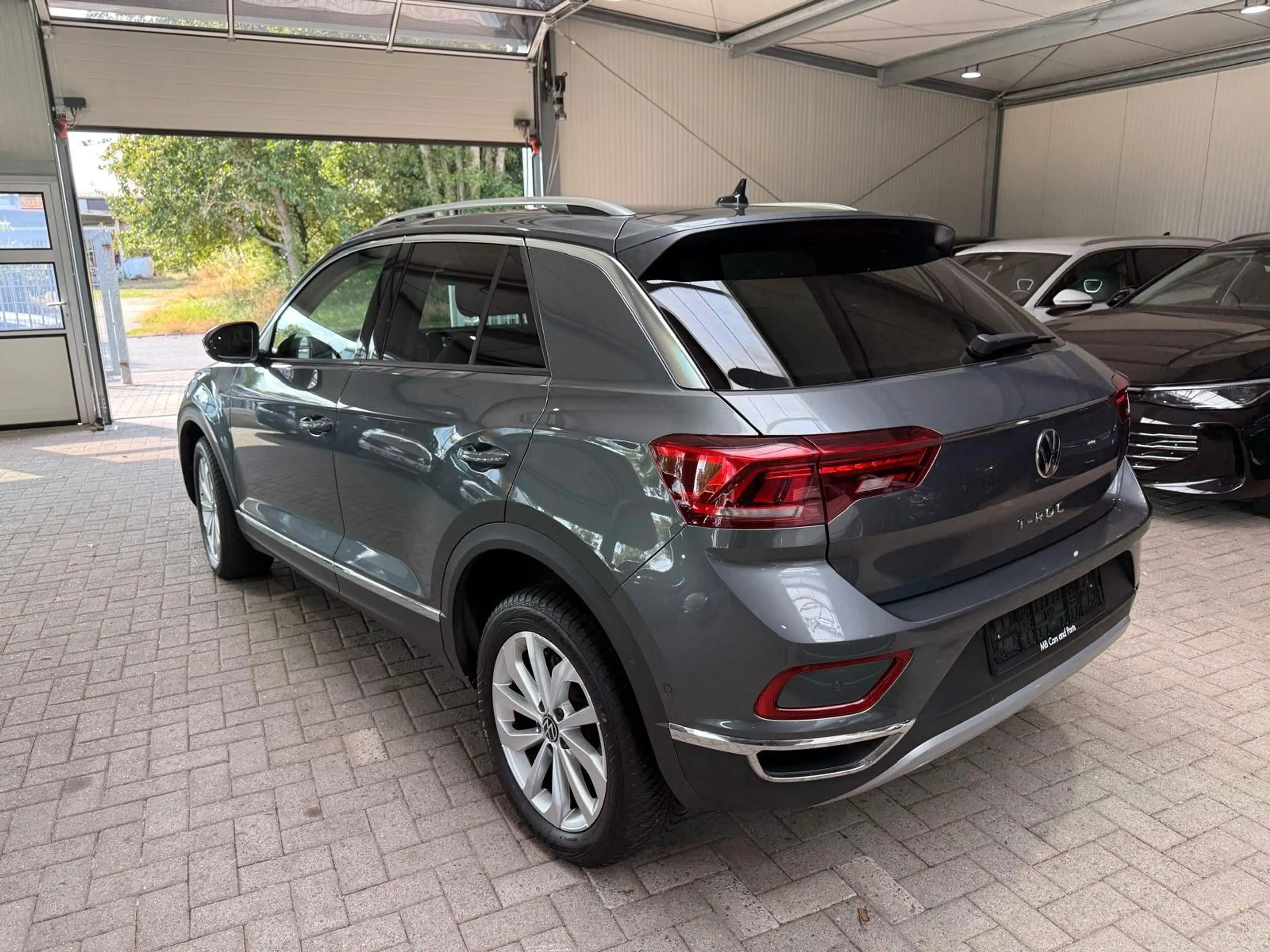 Volkswagen T-Roc 1.5 TSI Style ACC SHZ LED IQ-Light APP — photo 7