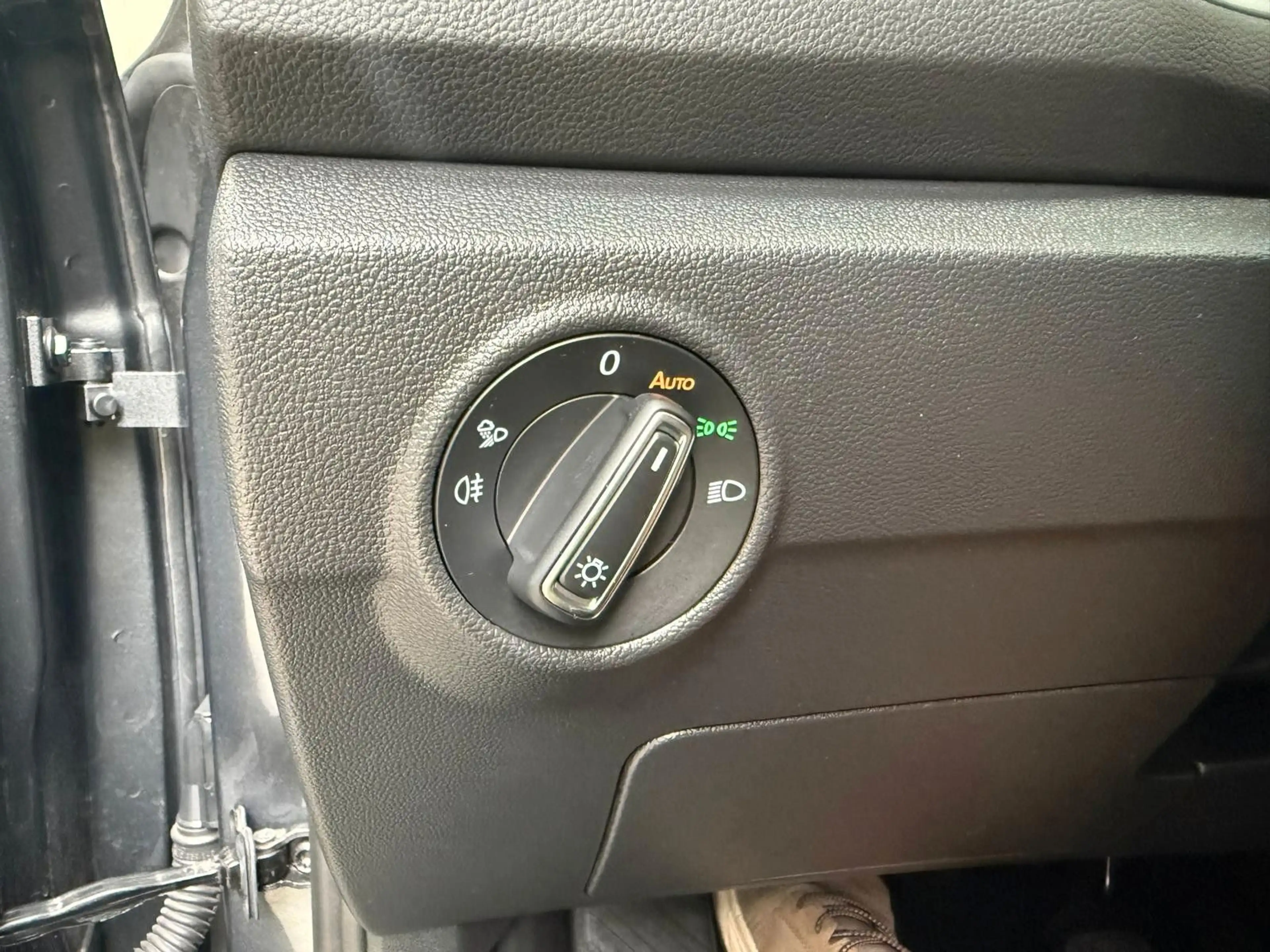 Volkswagen T-Roc 1.5 TSI Style ACC SHZ LED IQ-Light APP — photo 15