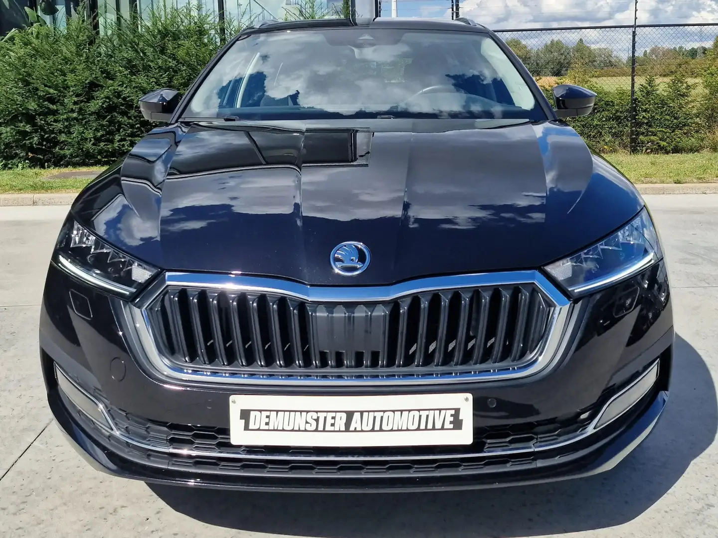 Skoda Octavia Octavia Combi 1.0 TSI e-TEC DSG Clever Noir - 2