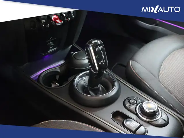 Mini Countryman view 13